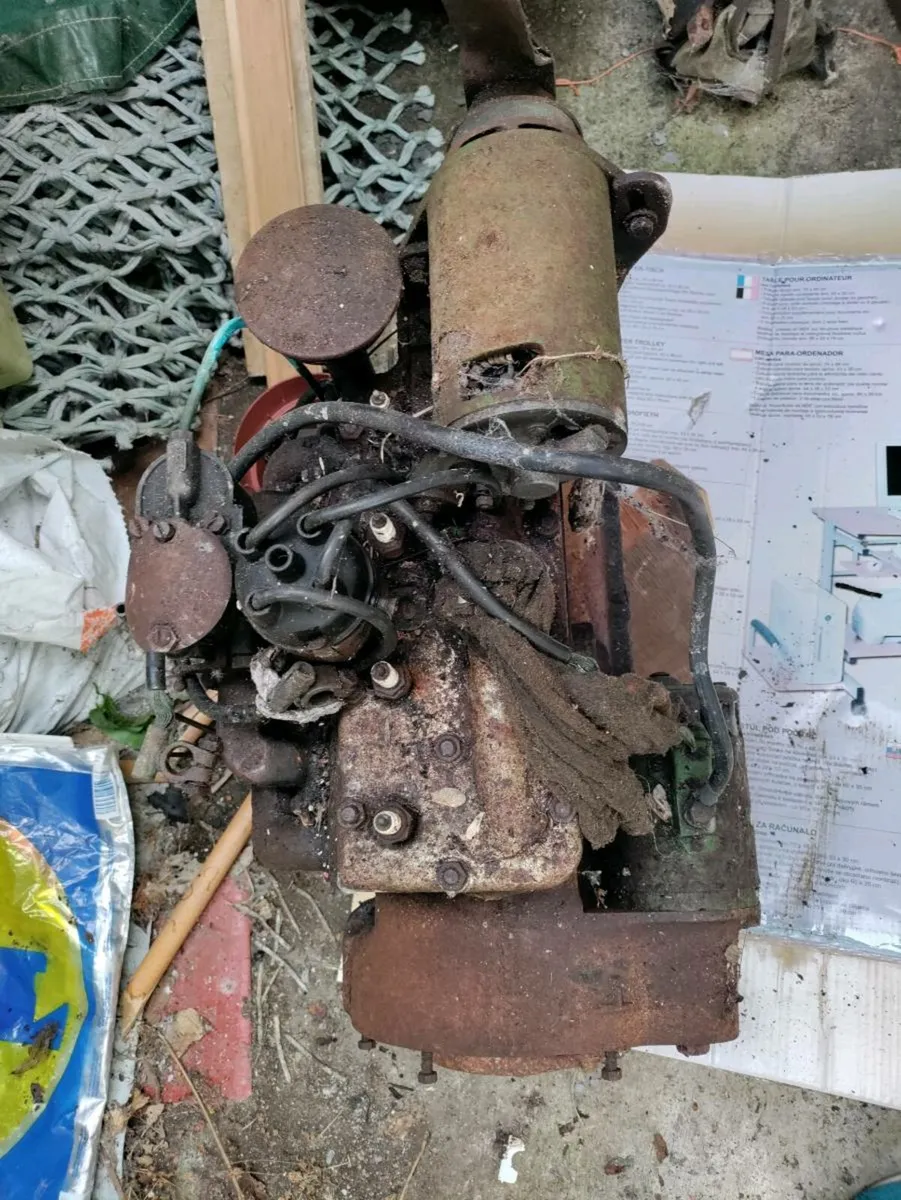 Ford Prefect c1939 Engine and Gearbox - Image 1