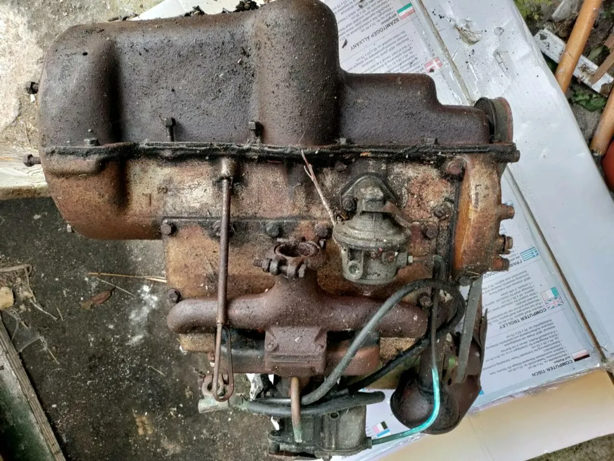 Ford Prefect c1939 Engine and Gearbox - Image 2