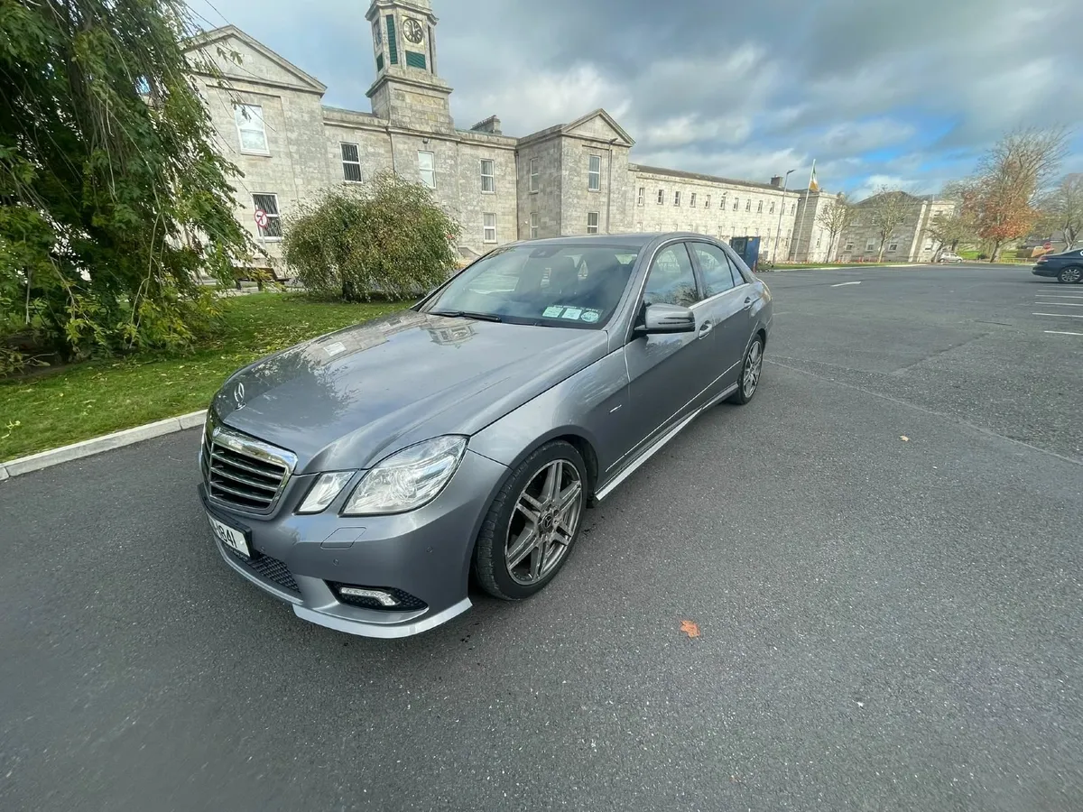 Mercedes-Benz E-Class 350  Sport 2011 - Image 3
