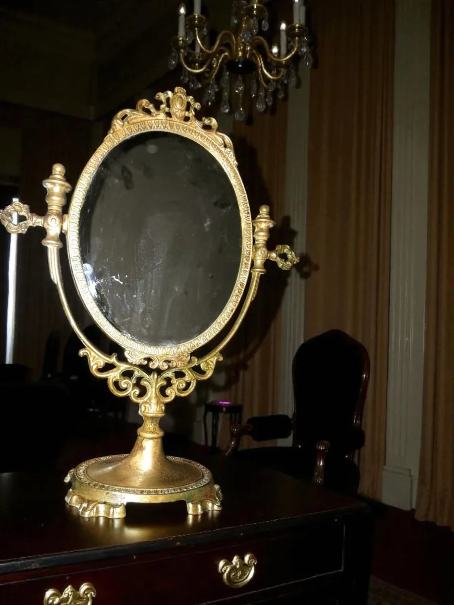 Vintage brass vanity mirror 39cm - Image 3