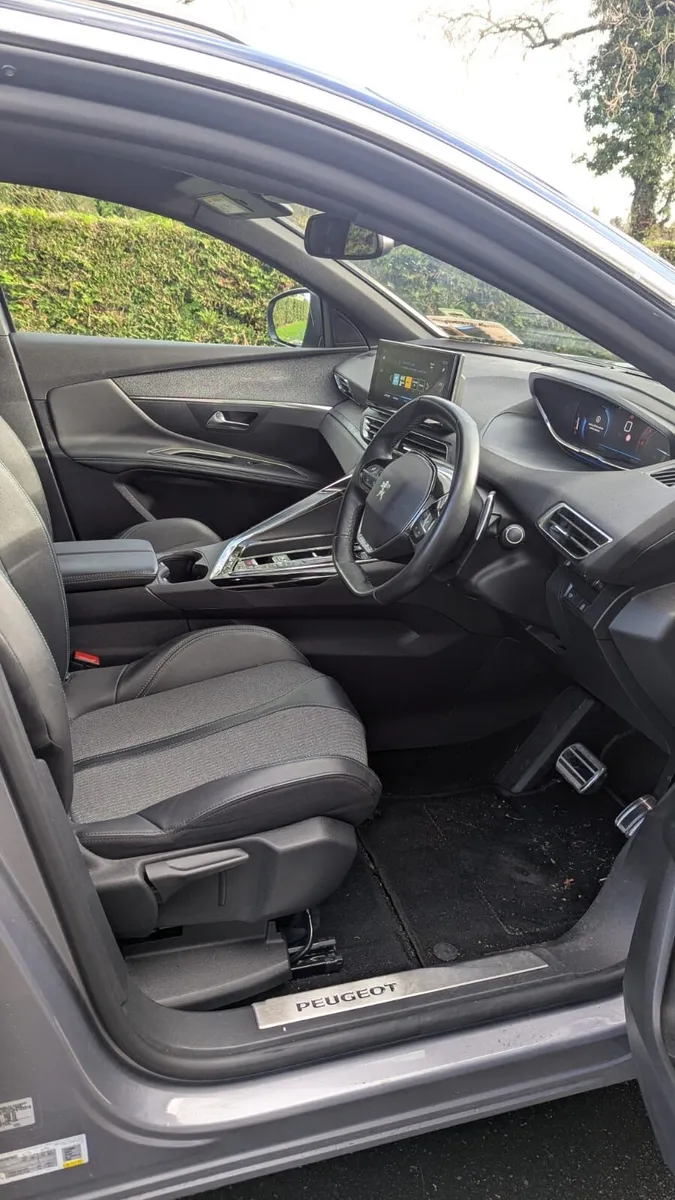 Peugeot 3008 - Image 2