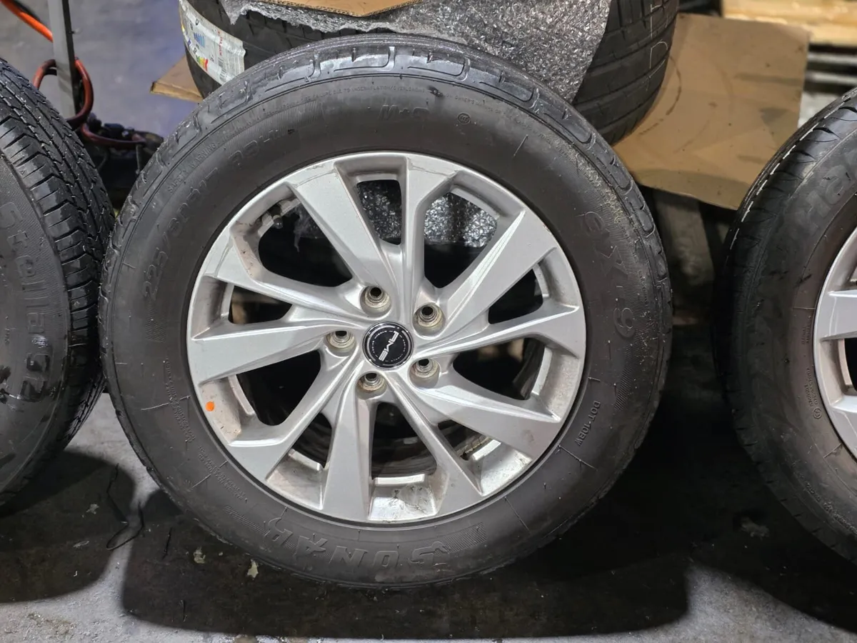 #23 Genuine Hyundai Alloys 17" 5X114.3 - Image 2