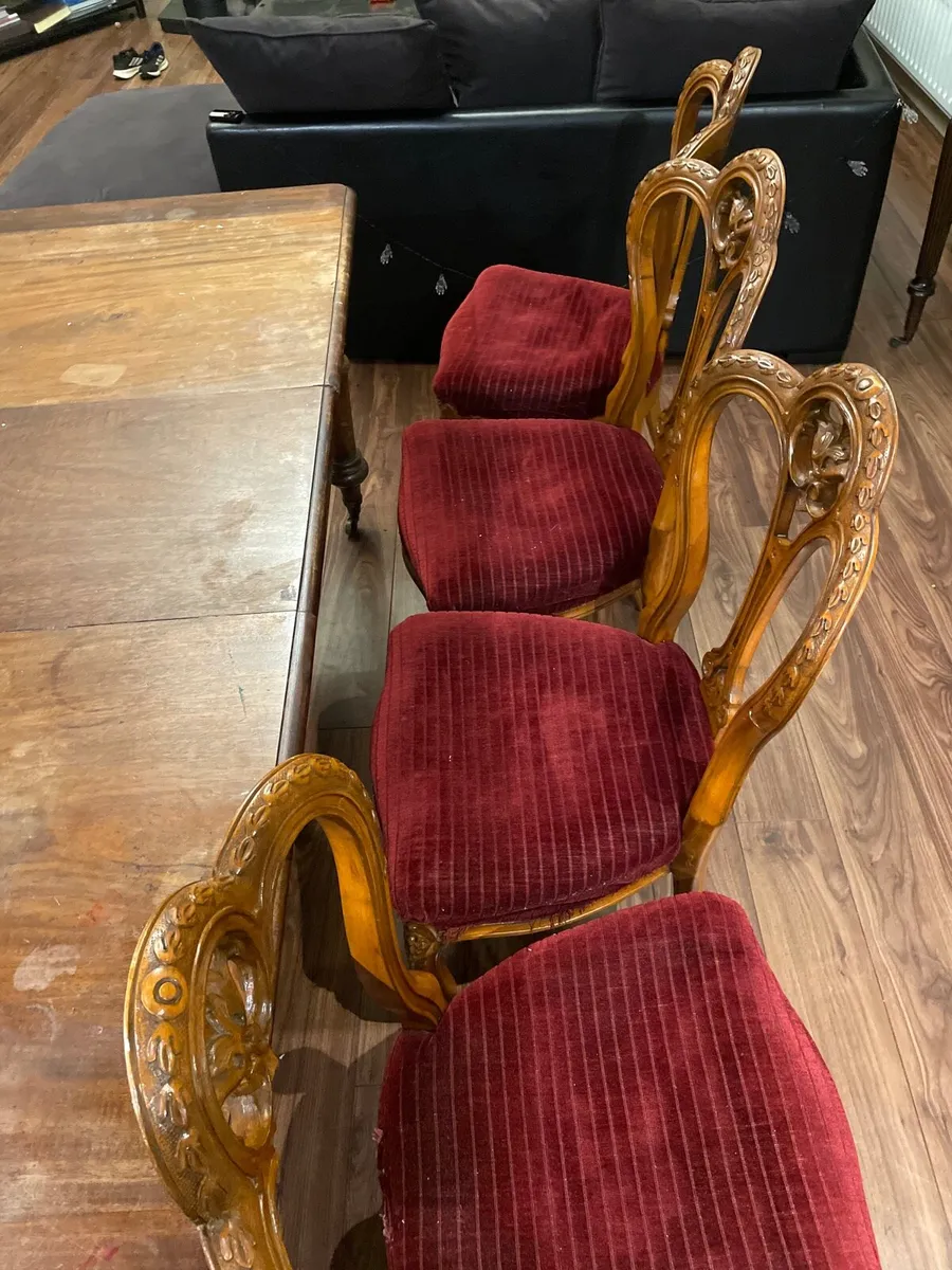 Dining chairs and table - Image 3