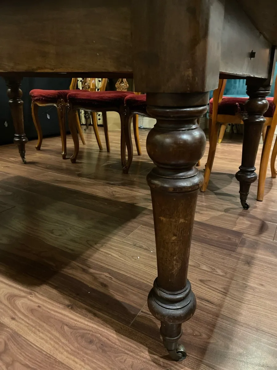 Dining chairs and table - Image 4