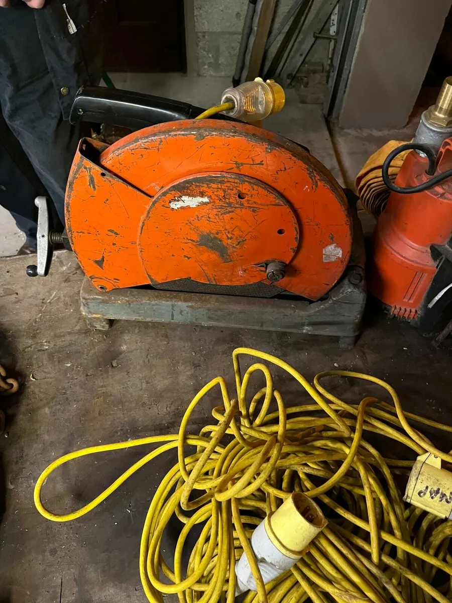 Makita steel cut off saw 110v - Image 1