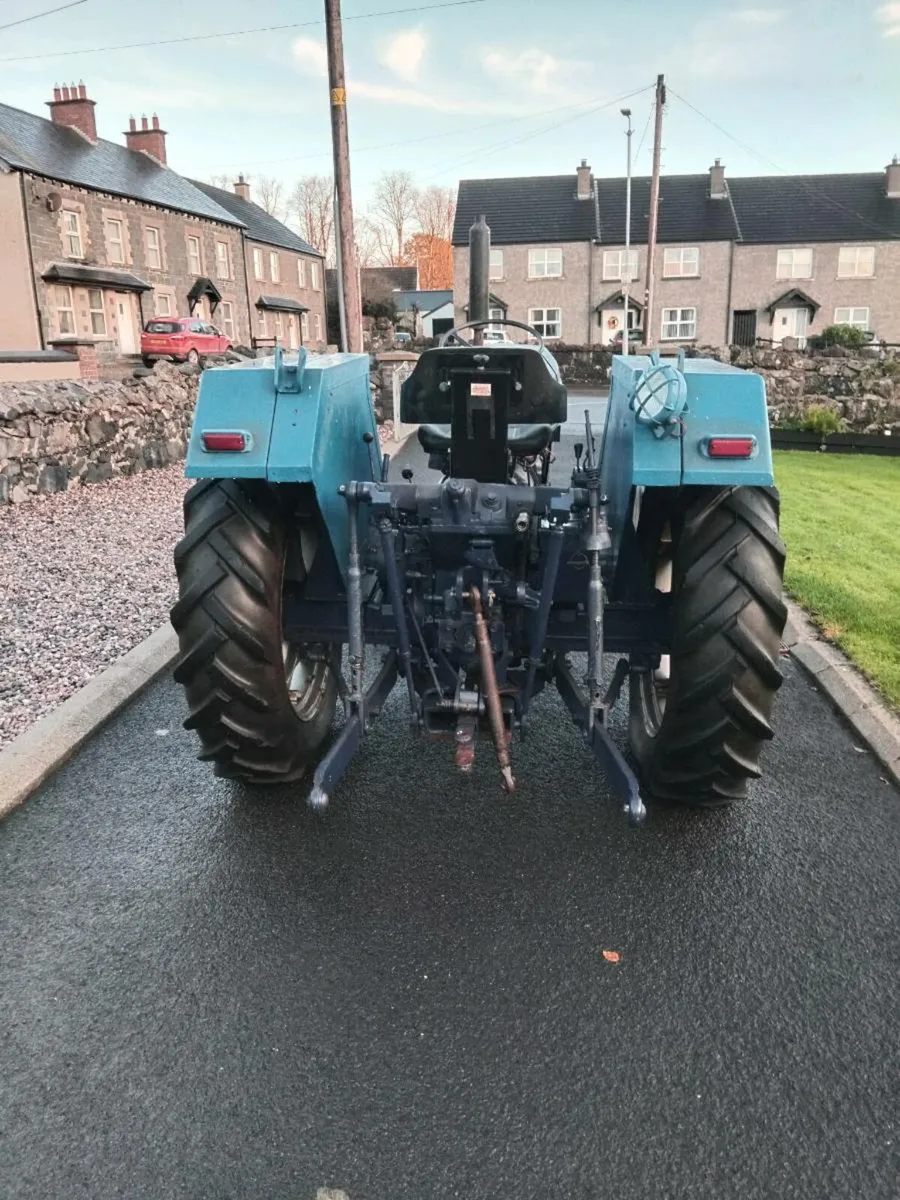 Vintage tractors - Image 2