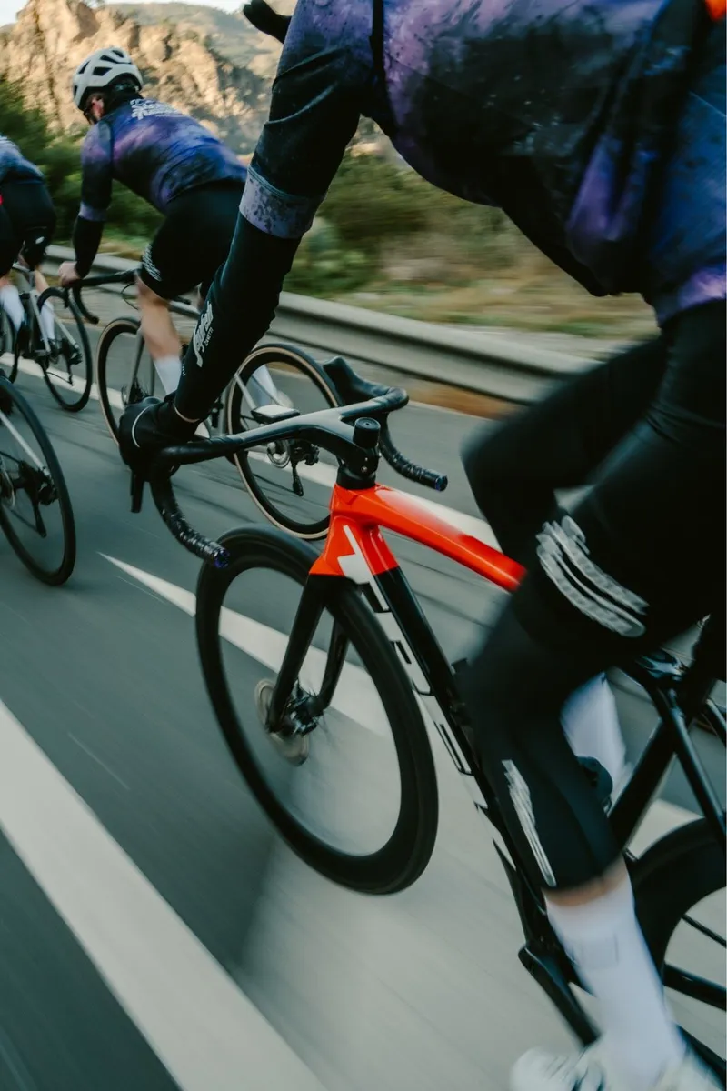 Trek Emonda sl7 pro road bike - Image 3