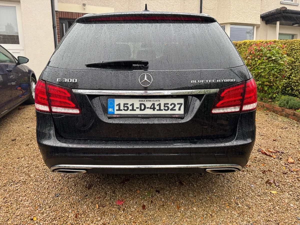 Mercedes E300 BlueTEC Hybrid AMG Night Ed Prem - Image 4