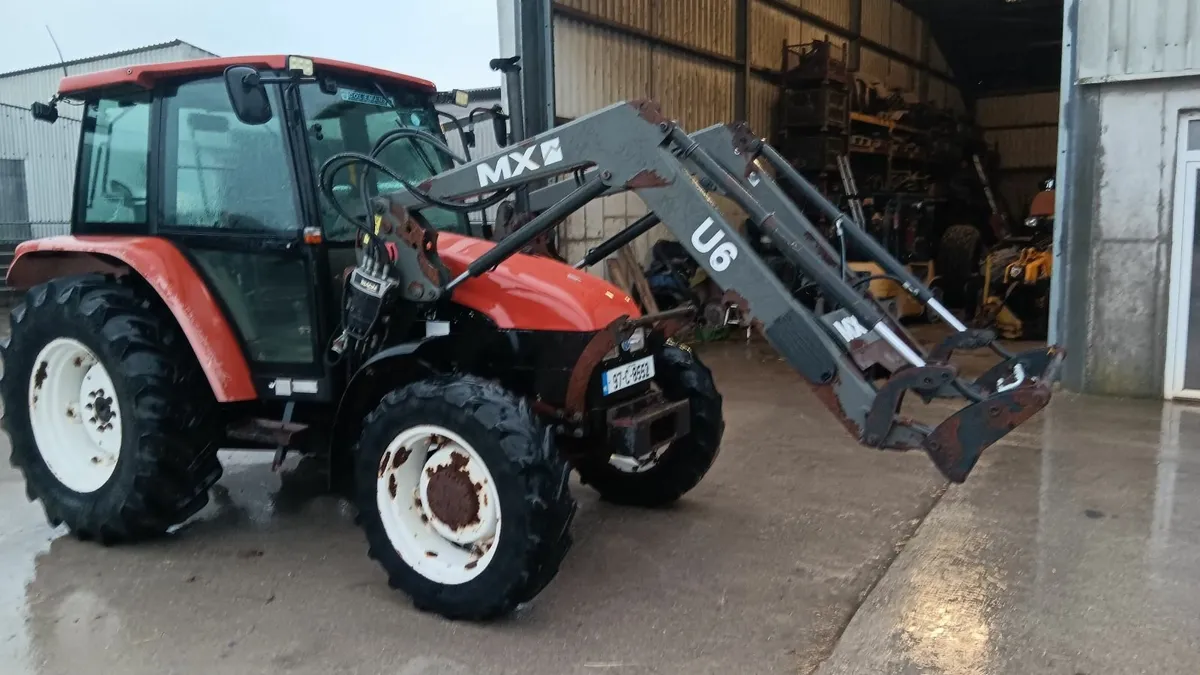 Newholland l75 with loader - Image 1