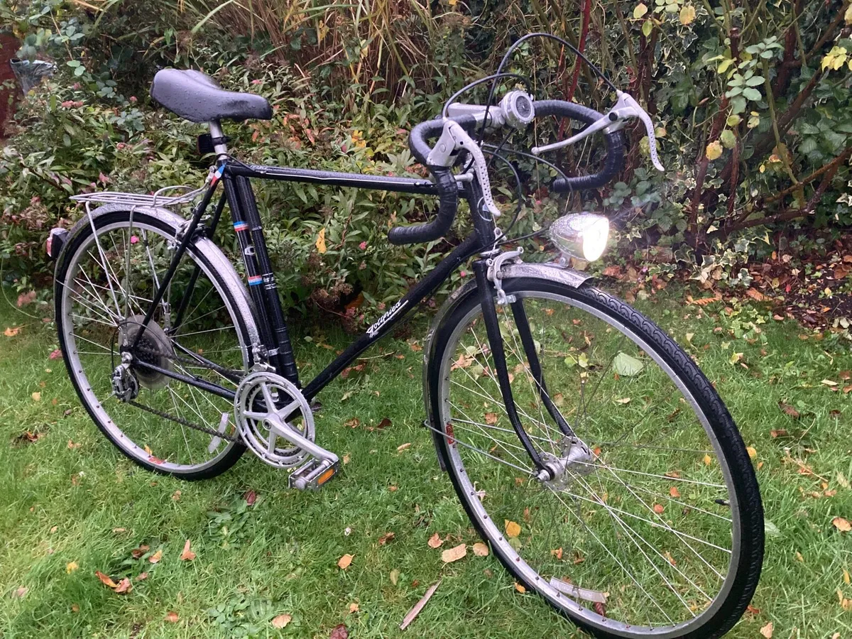 Vintage Racing Bike - Image 1