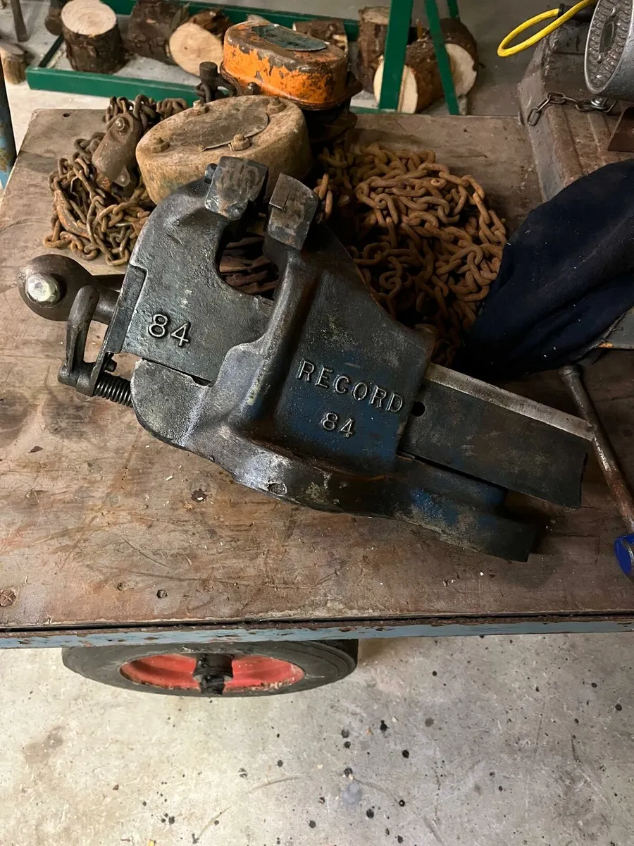 Record 84 bench vice - Image 2