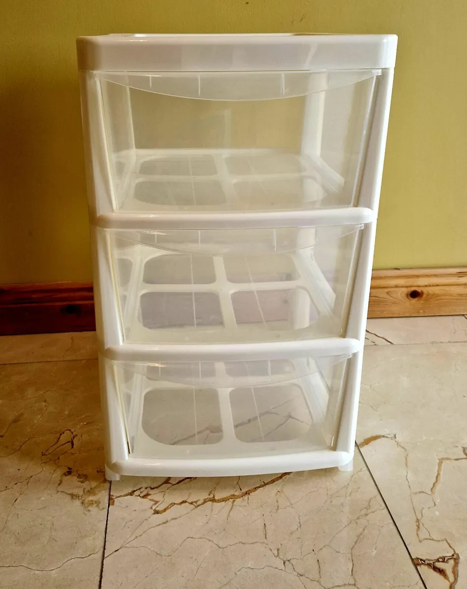 3 drawer storage unit - Image 1