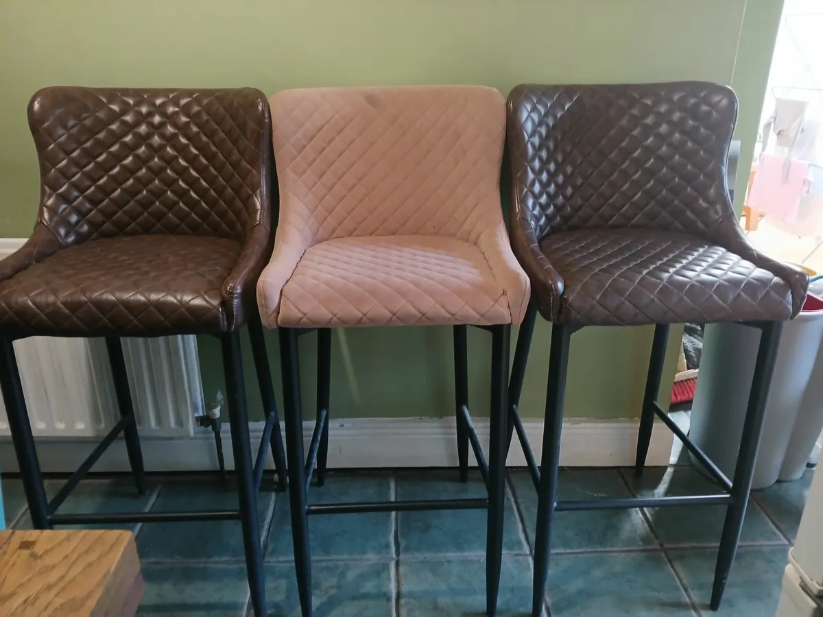 Chairs - Image 2