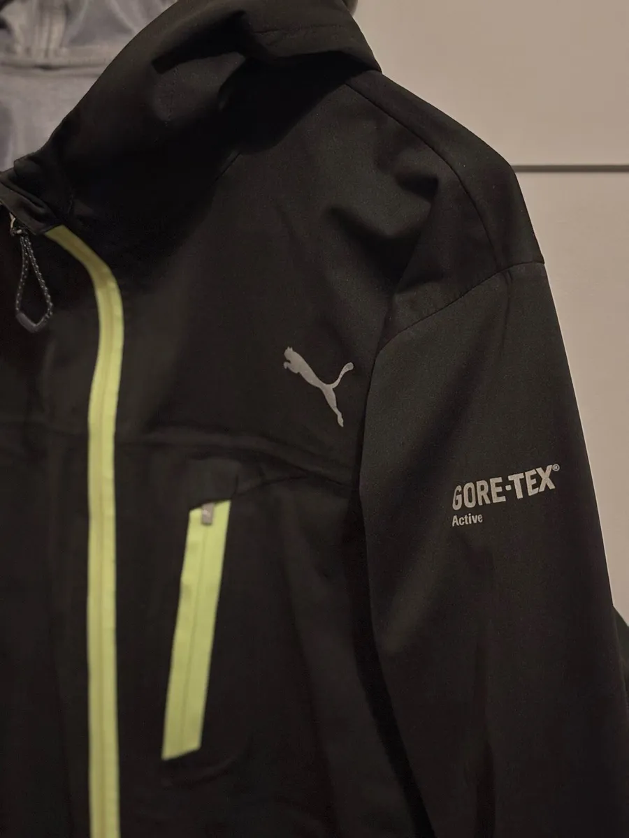 Puma running jacket - Image 2