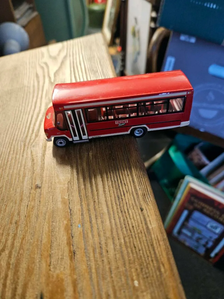 Circus Bus - Image 2