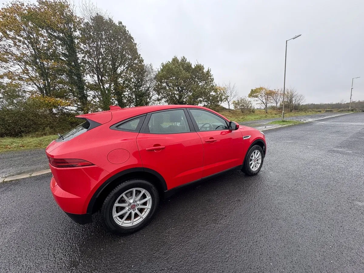 E-Pace Jaguar - Image 4