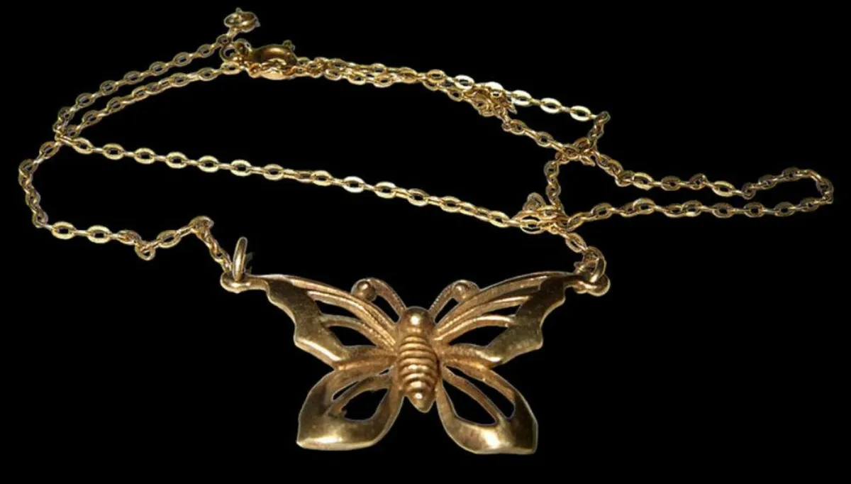 Vintage Hallmarked 9ct Gold Pendant & Chain - Image 2