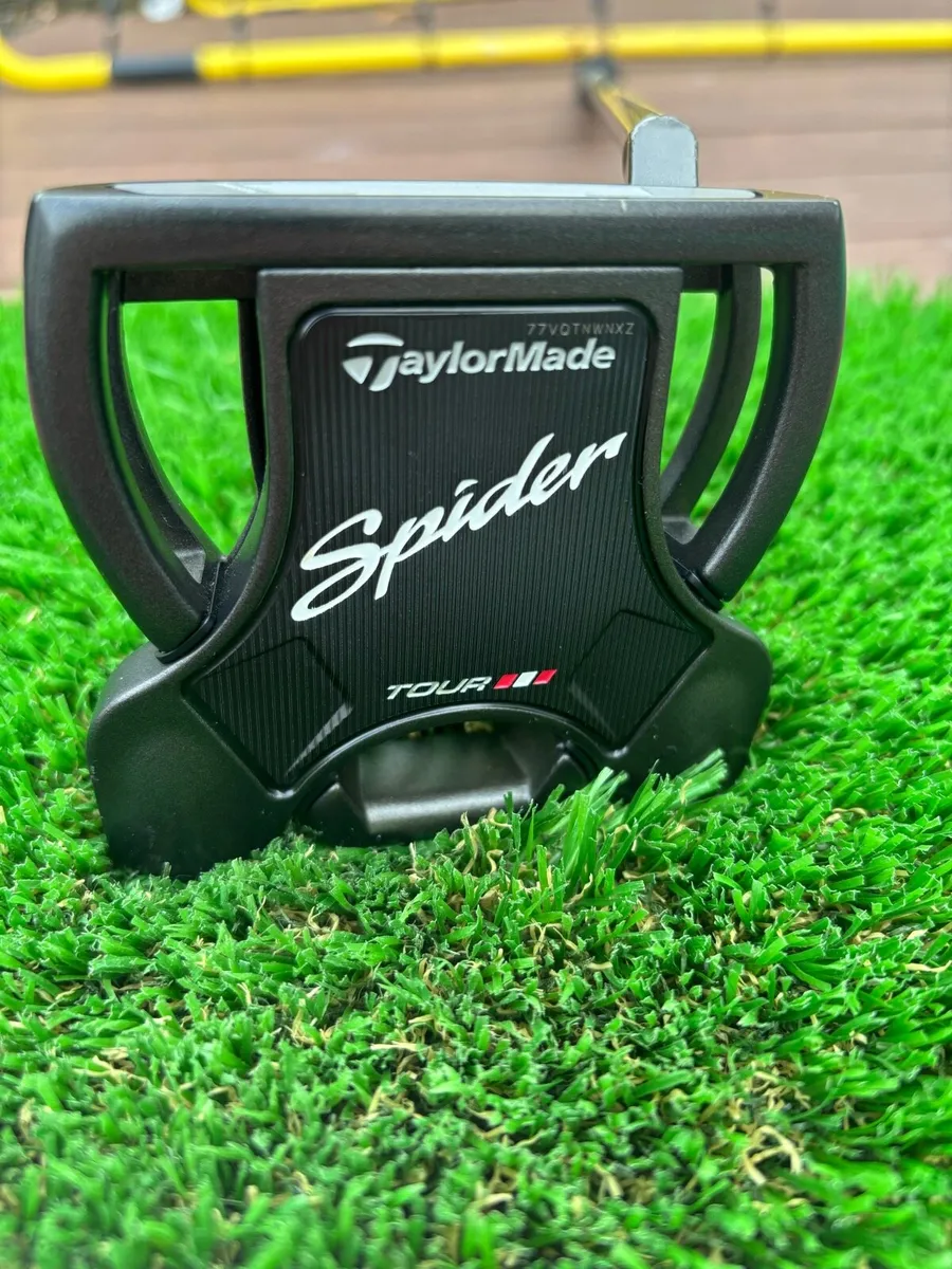 Spider putter - Image 1