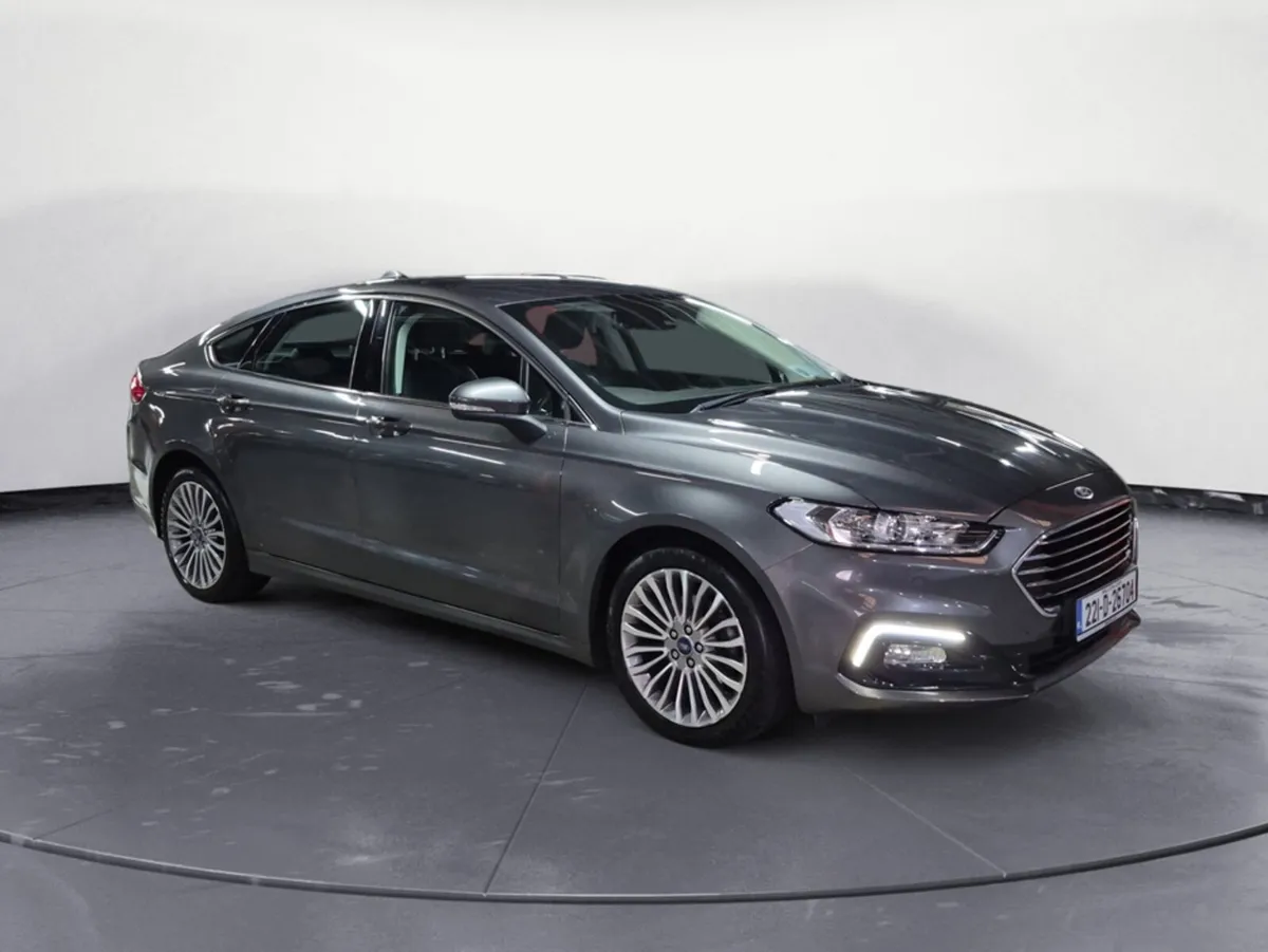 Ford Mondeo TITANIUM 2021.75MY 5DR 2 2.0 TD 150BHP - Image 3