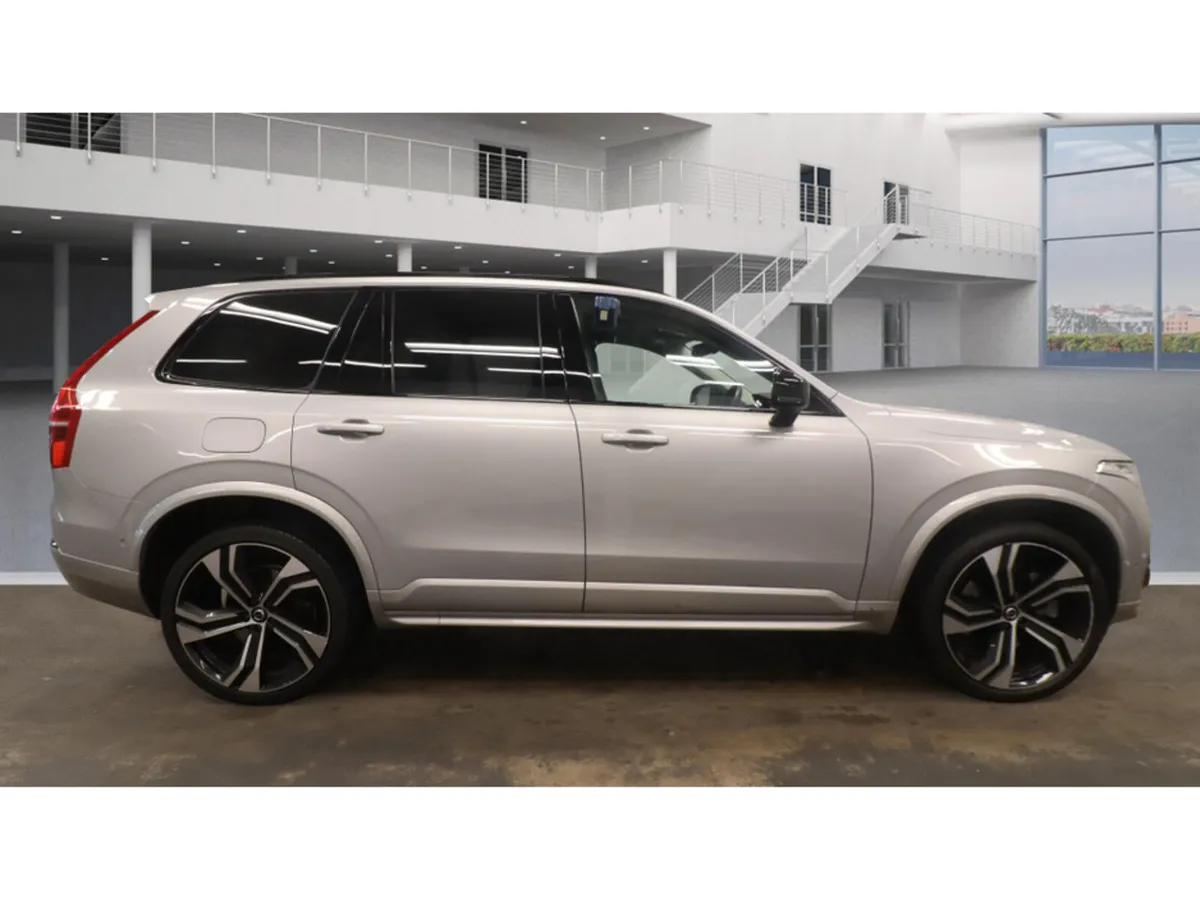 Volvo XC90 (232) ULTIMATE T8 RECHARGE 455 BHP AWD - Image 4