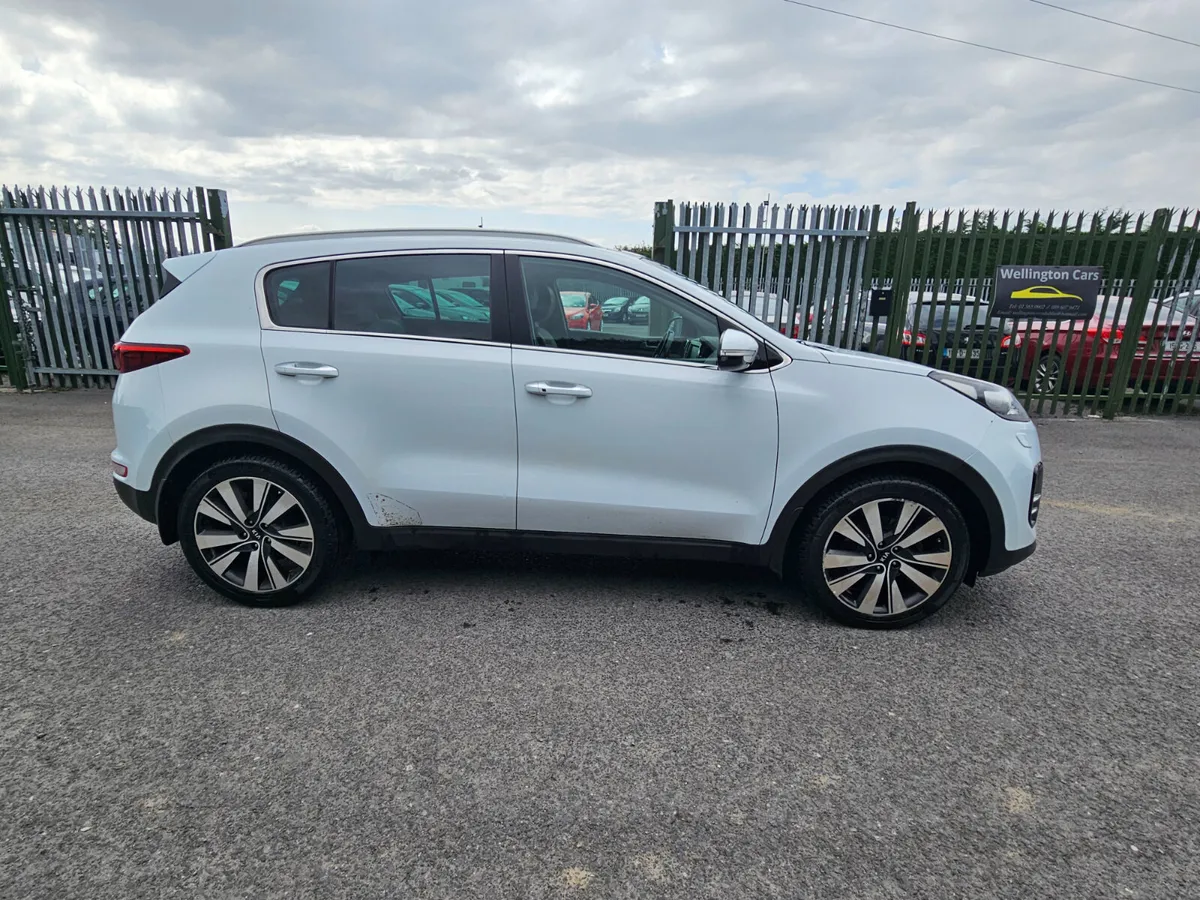 Kia Sportage 2016 1.7 D GSE - Image 4