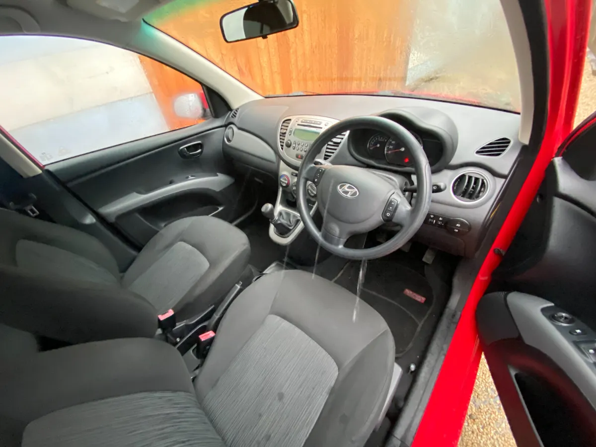 Hyundai i10 *Low KM & NCT to August 2026* - Image 2