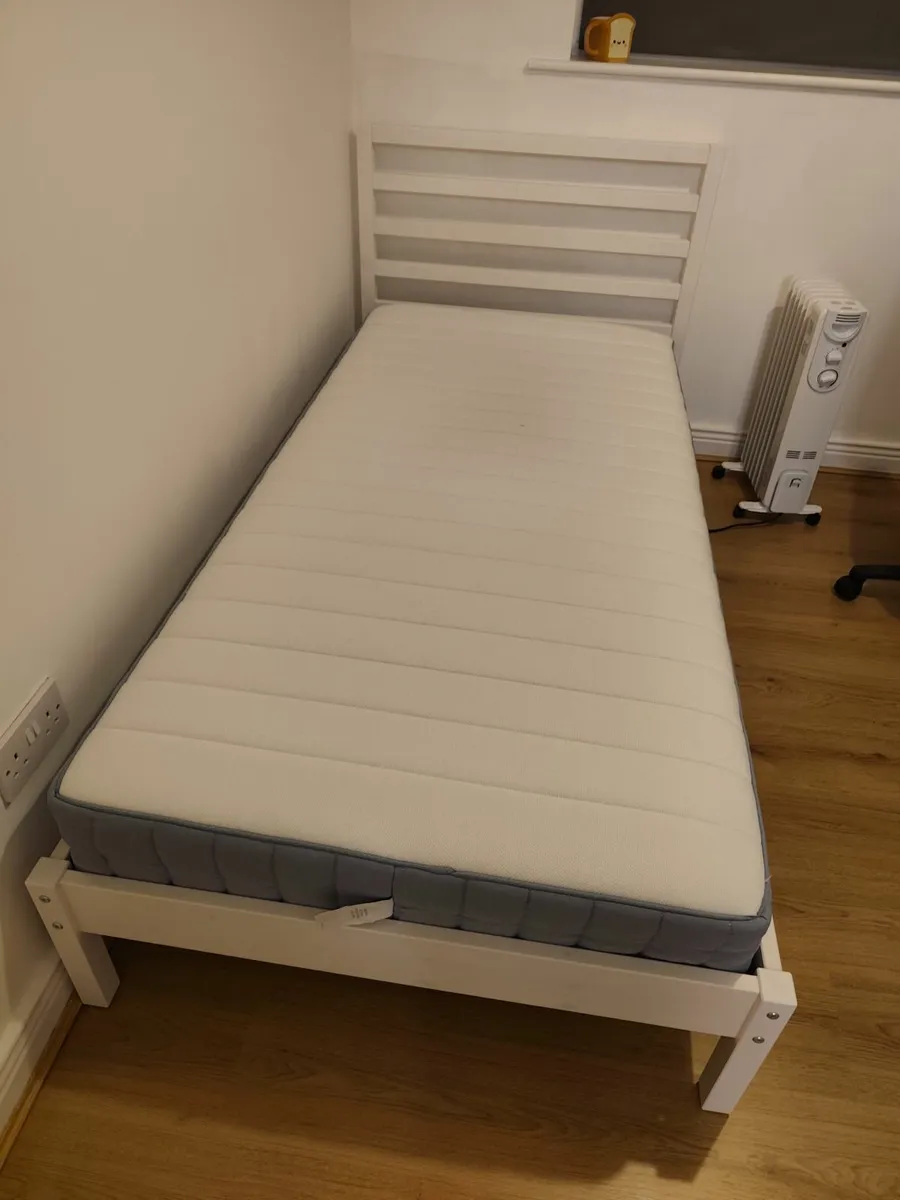 Single bed - Image 3