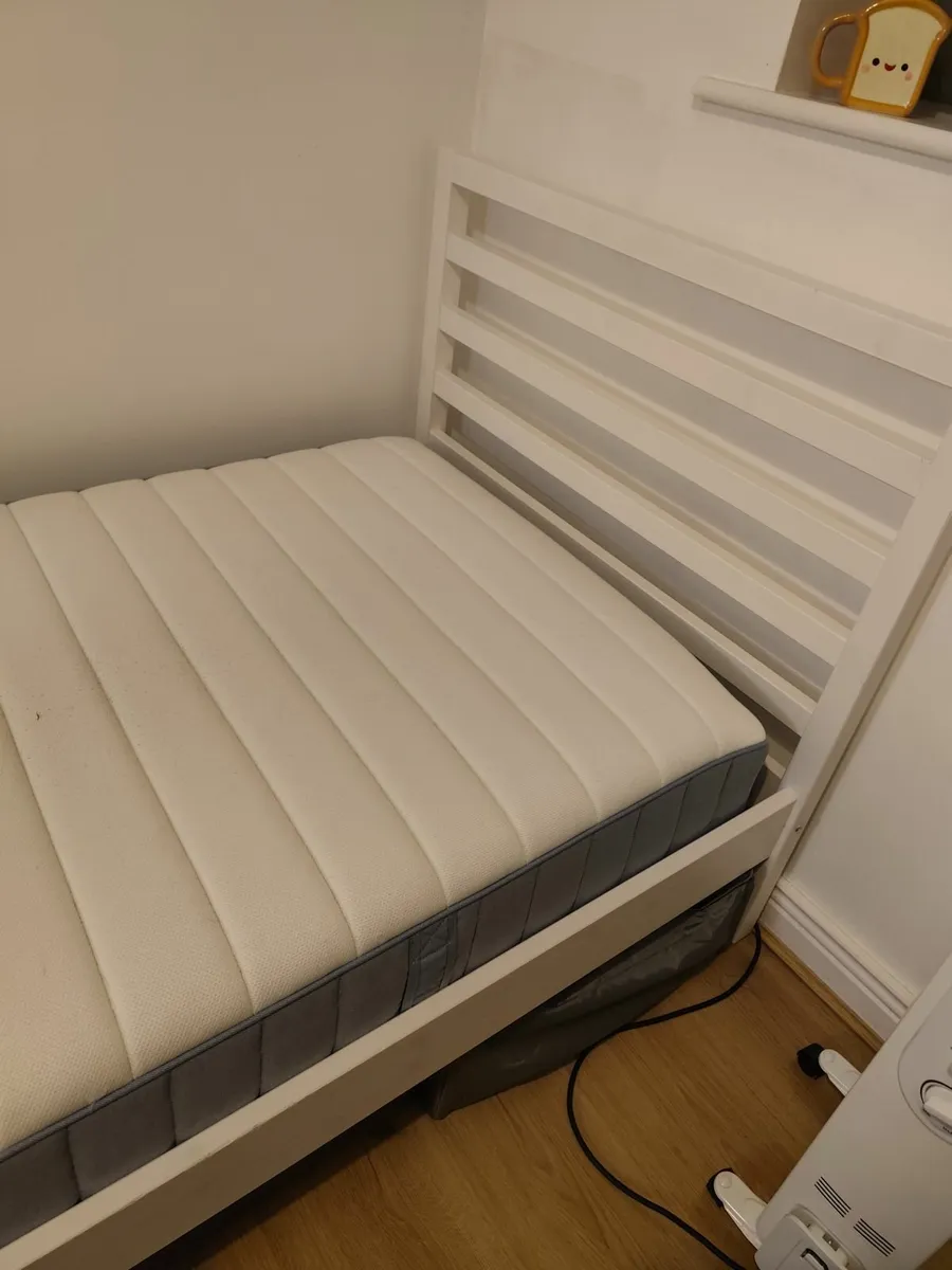 Single bed - Image 4