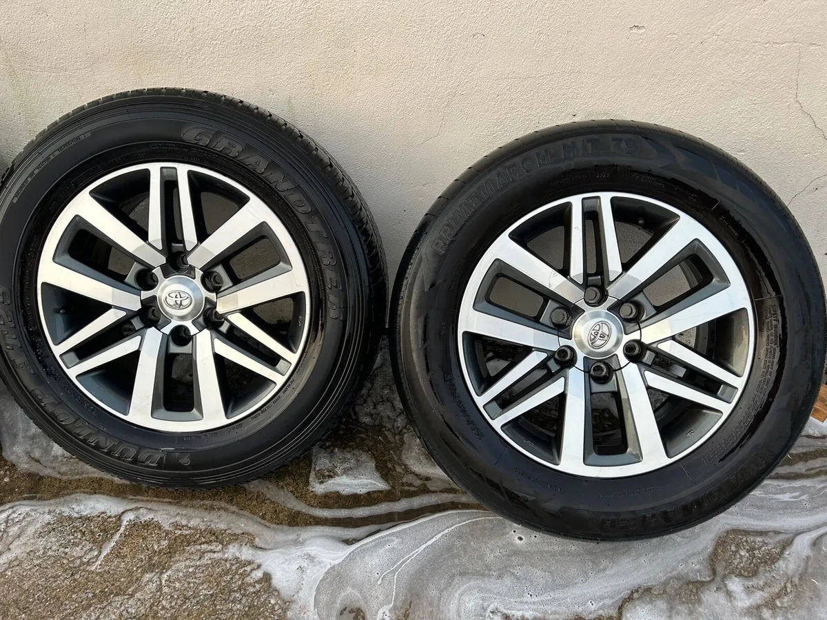Genuine Toyota hilux alloys - Image 2