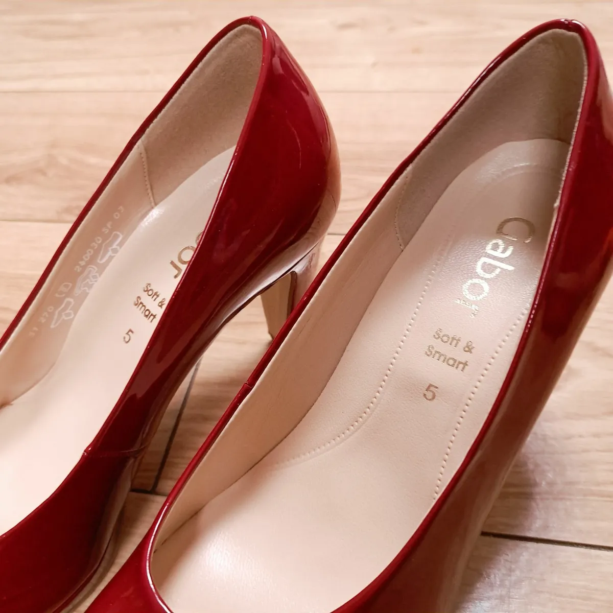 Gabor Red Patent Leather Pumps High Heels 5UK/38EU - Image 3