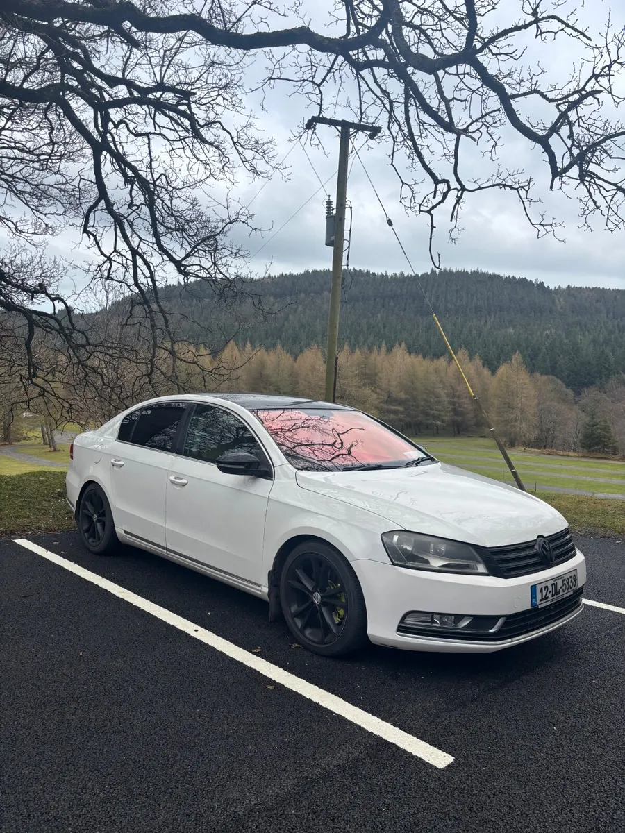 Volkswagen Passat 2012 - Image 3