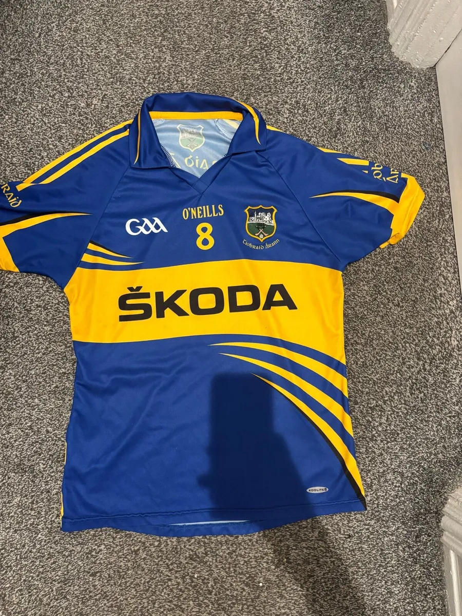 Tipperary gaa jersey - Image 1