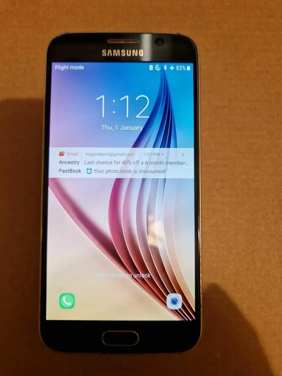 Samsung Galaxy S6, 32GB, 3GB RAM, Excellent condit - Image 1