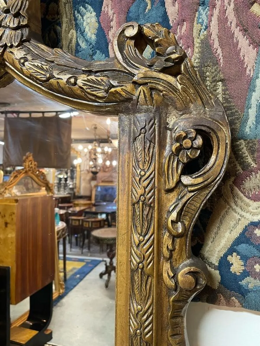 Very Good French Style Gilt-Wood Marble Top Console Table with Mirror - Image 3