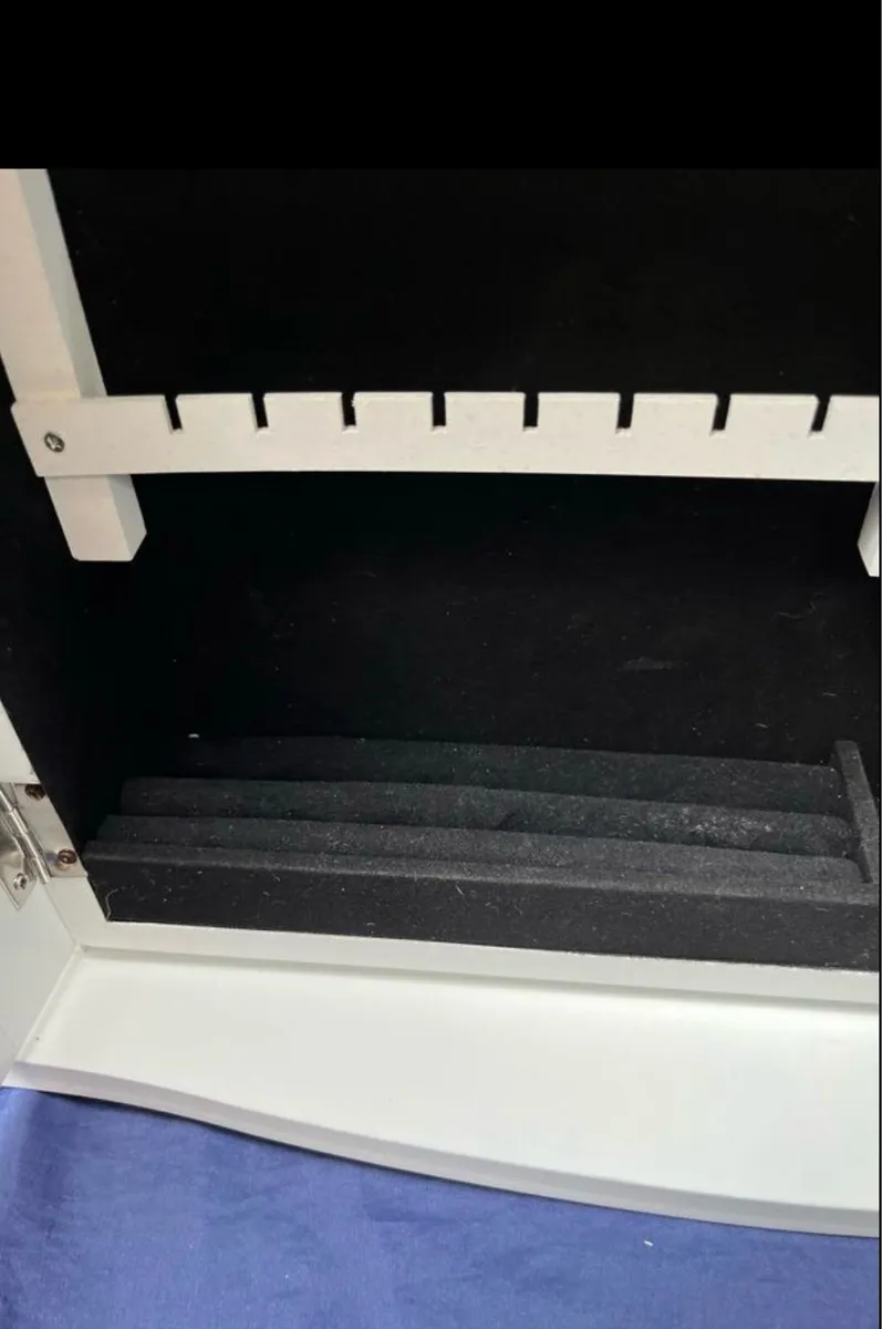 Jewellery box - Image 4