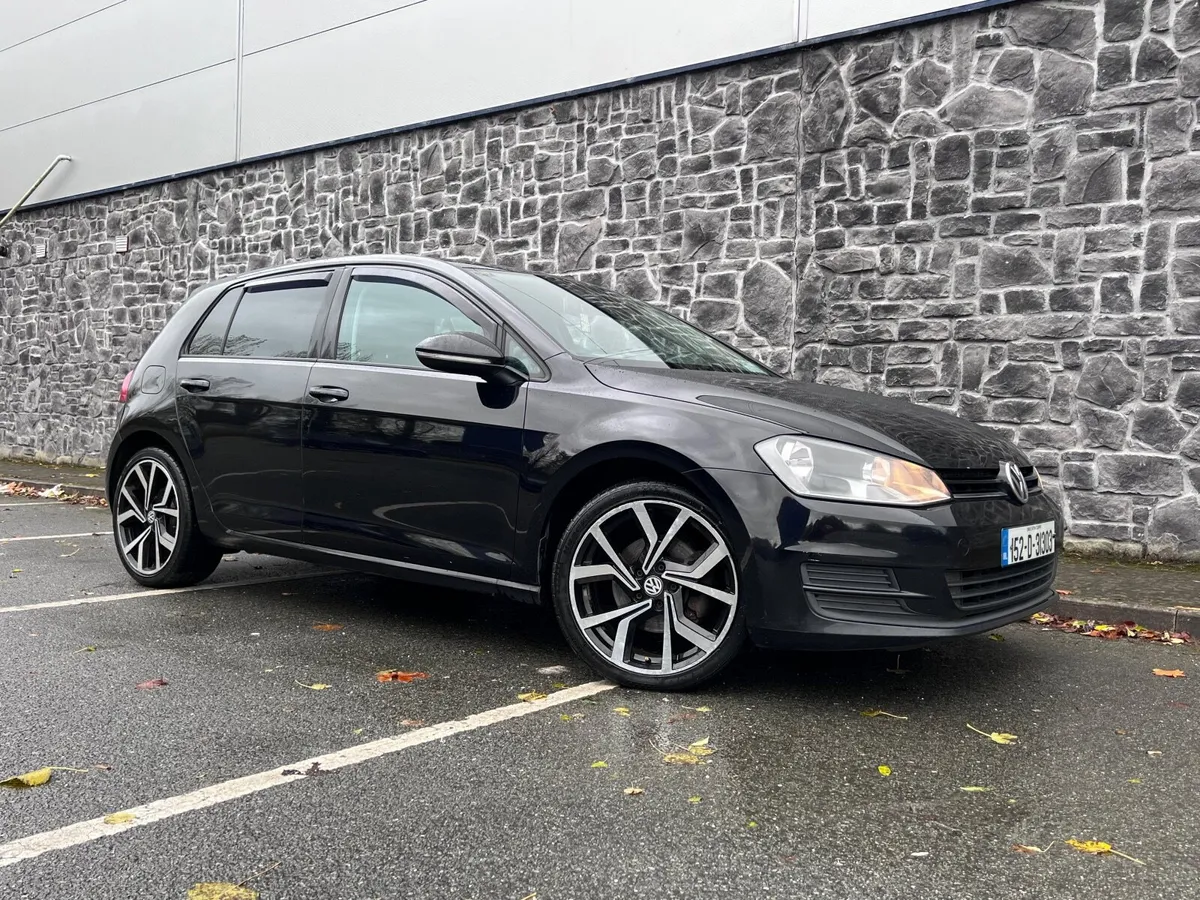 Volkswagen Golf 2015 - Image 1