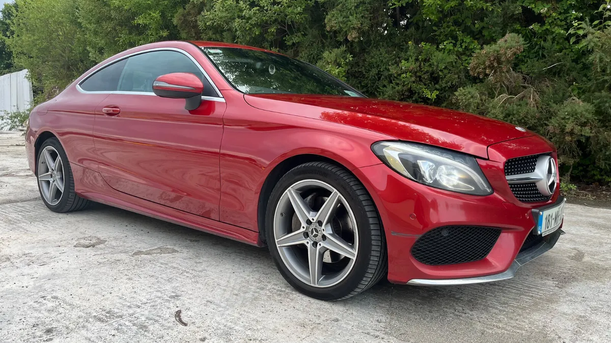 Mercedes-Benz C-Class COUPE ! - Image 2