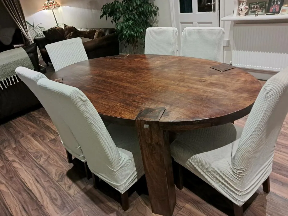 Kitchen table and 6 chairs - Image 1