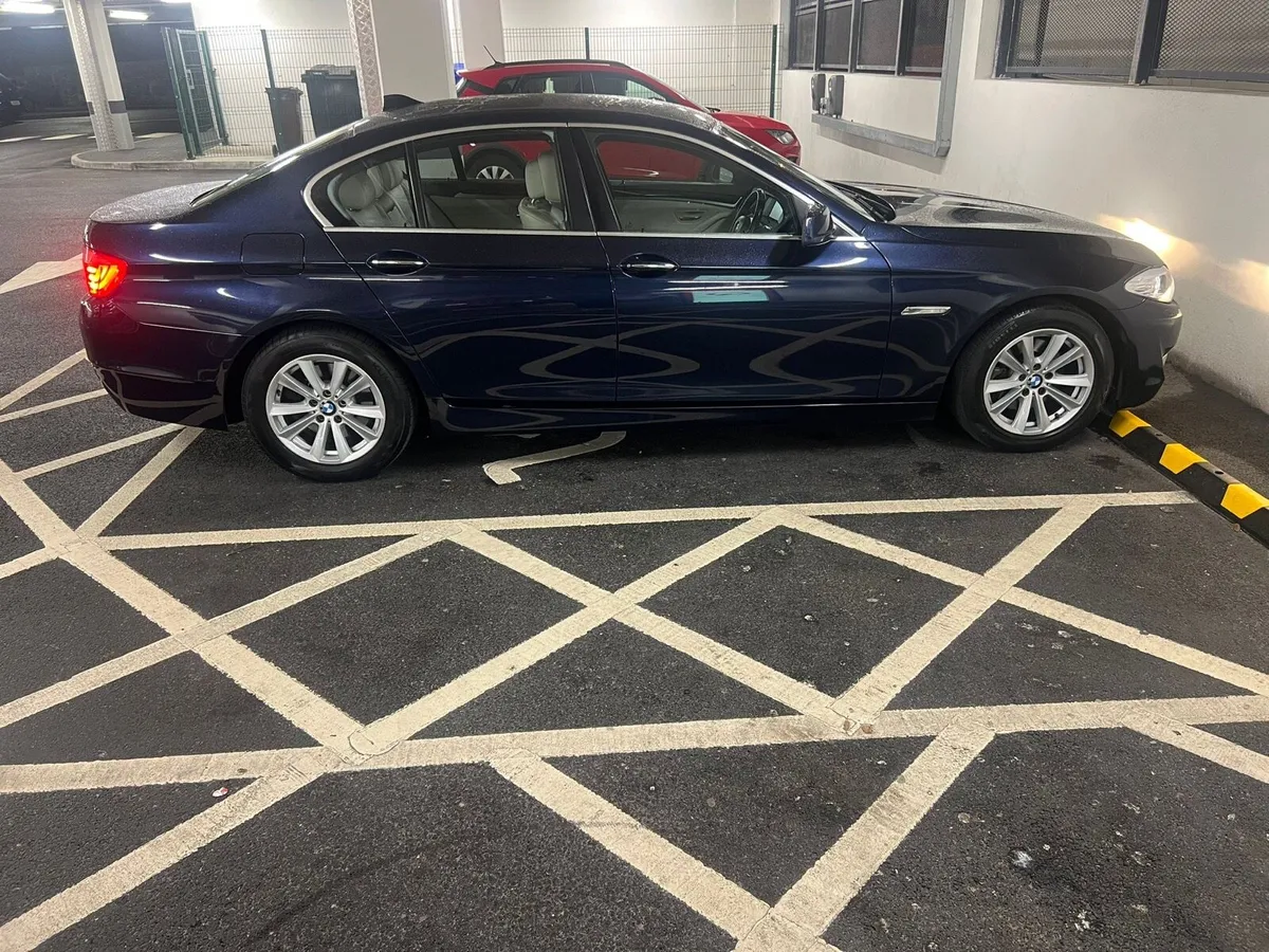 2013 BMW 520 diesel - Image 4