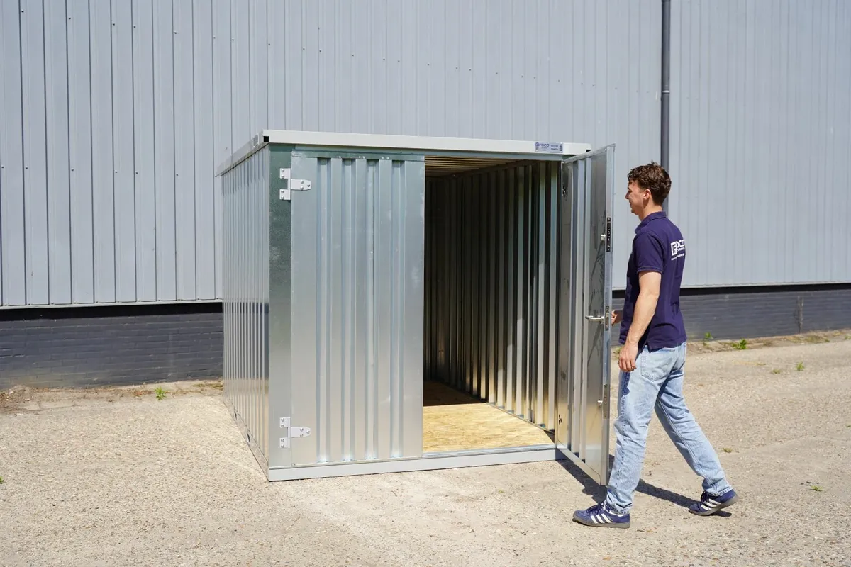 Portable Storage Box – Easy & Durable - Image 1