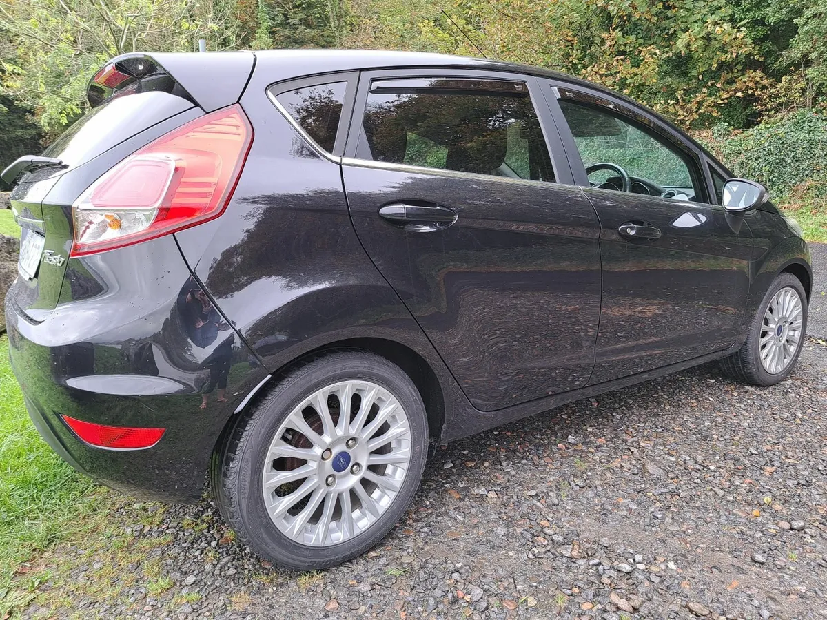 Ford Fiesta 2014 - Image 4