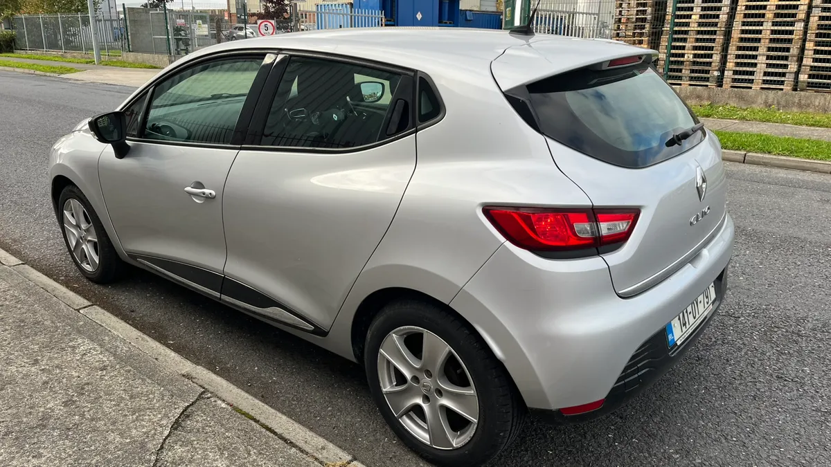RENAULT CLíO 1.2 PETROL NEW NCT ! - Image 4