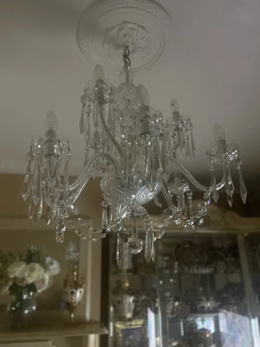 Waterford crystal chandelier - Image 1