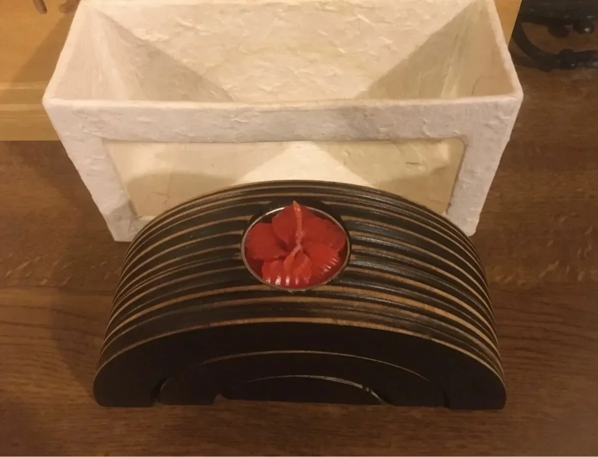 BRAND NEW Set of 3 Wooden Candle Holders in Box - Image 2