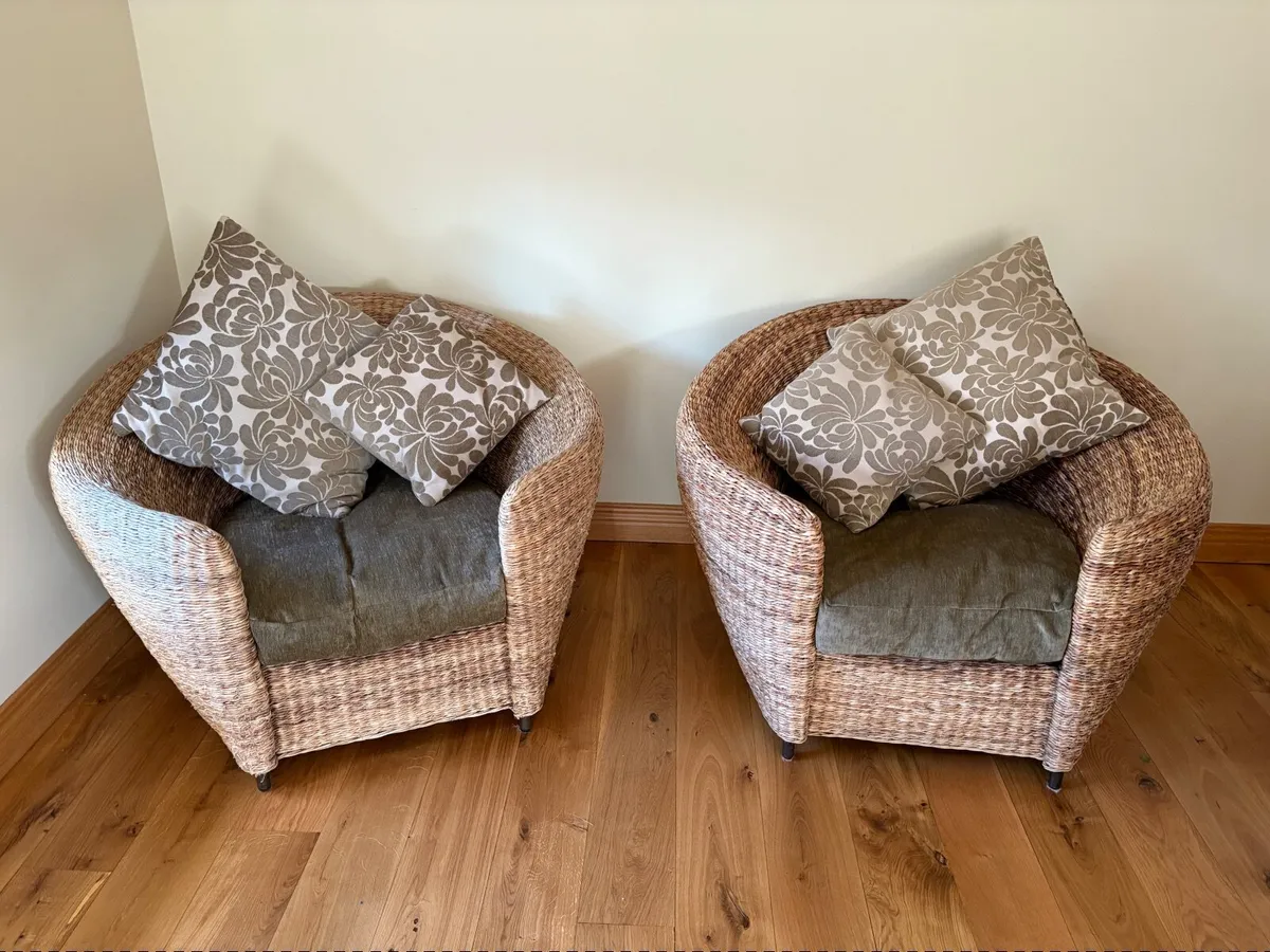 Sofa Set - Image 1
