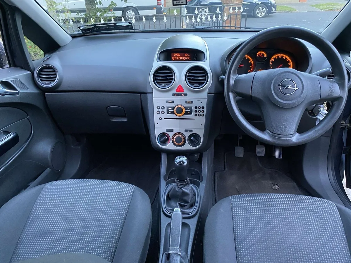 1.0 litre opel corsa lite 5 door manual - Image 3
