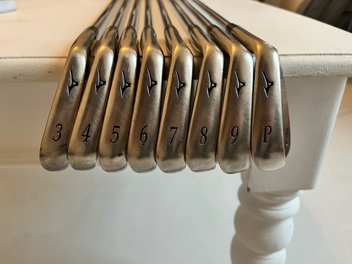 Mizuno MP68 Irons 3-PW Black Nickel - Image 1
