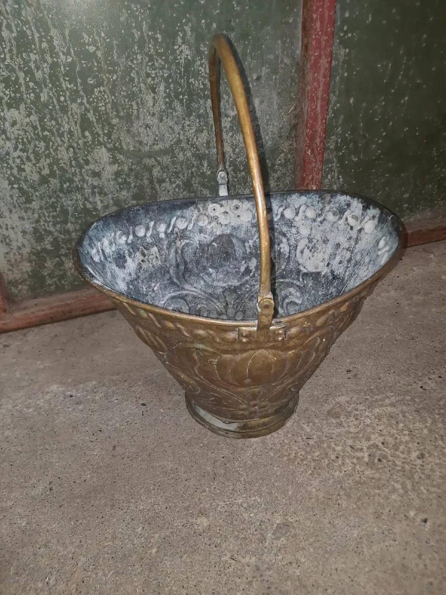 Fuel bucket - Image 3