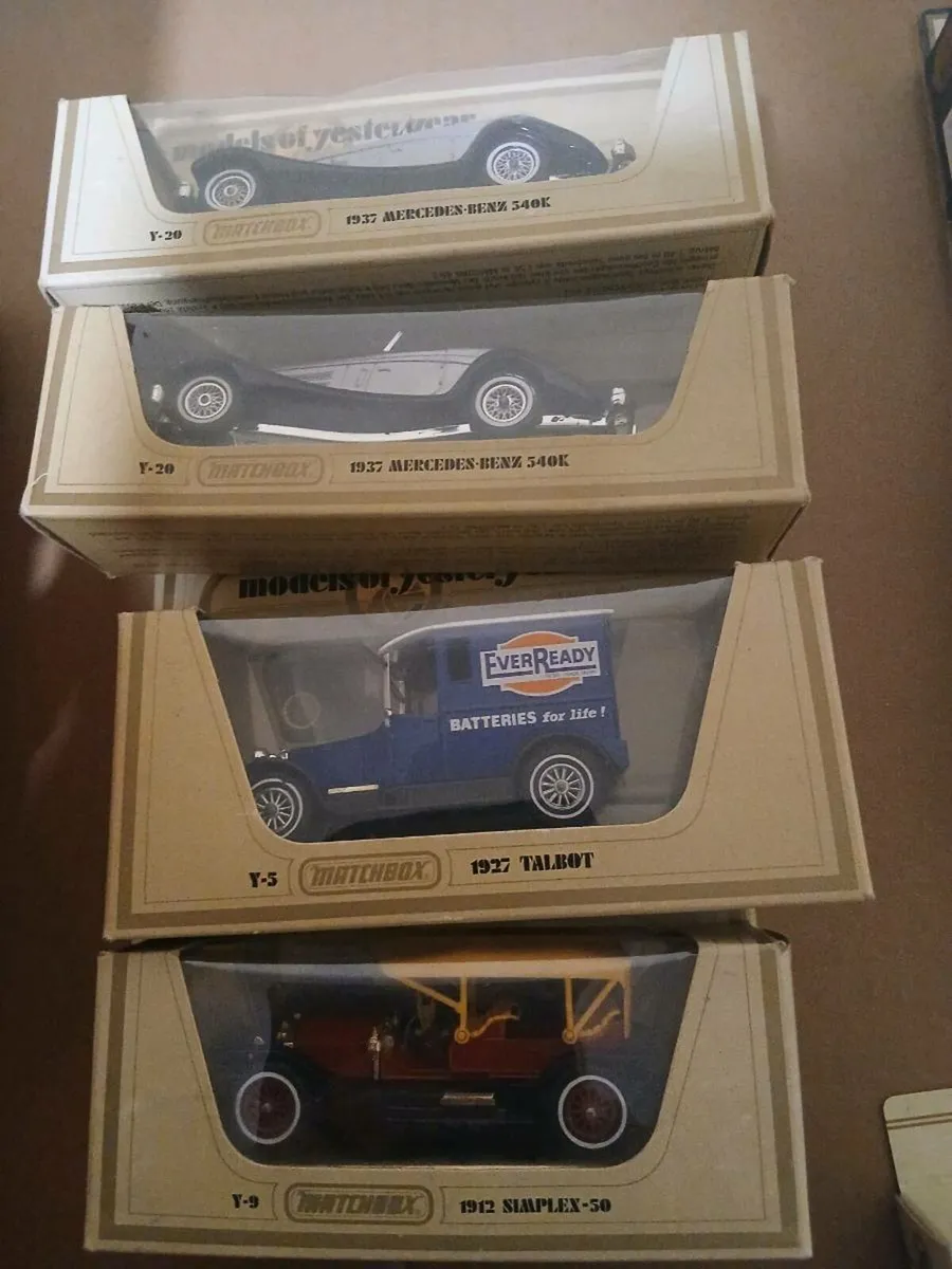 LLEDO MODELS OF YESTERDAY - Image 1