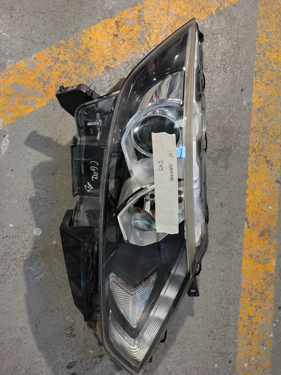 Headlamps nissan - Image 4